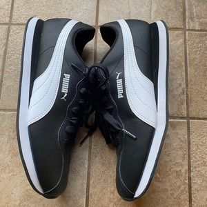 Puma soft foam sneakers